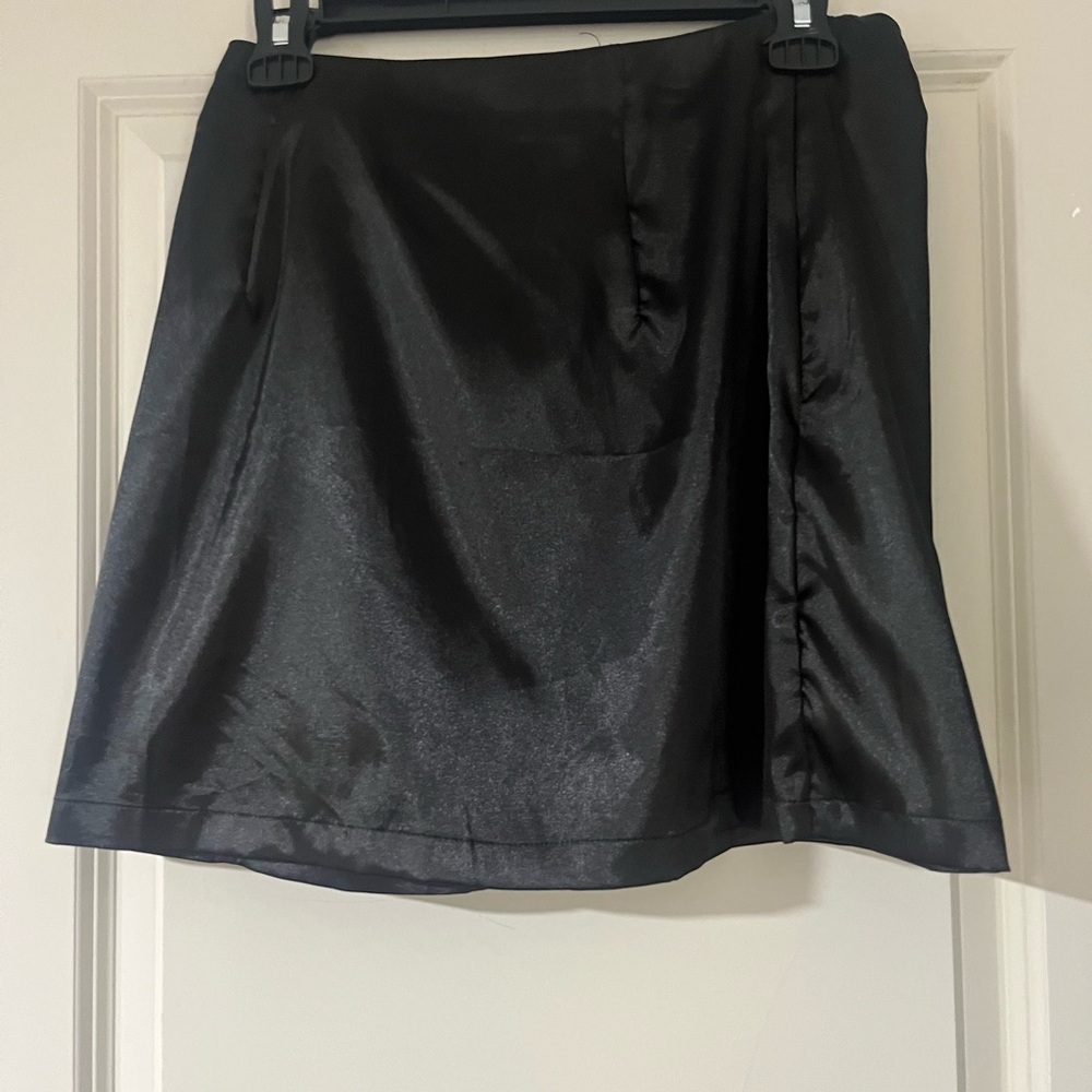 Elegant Black Skirt